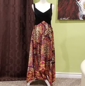 Signature by Robbie Bee Handkerchief Hem Dress